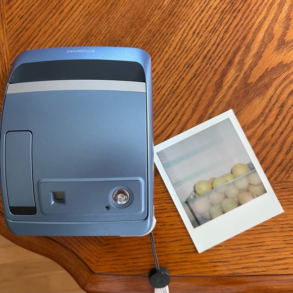Polaroid Instant Camera - Blue and Gray - Picture 6 of 6